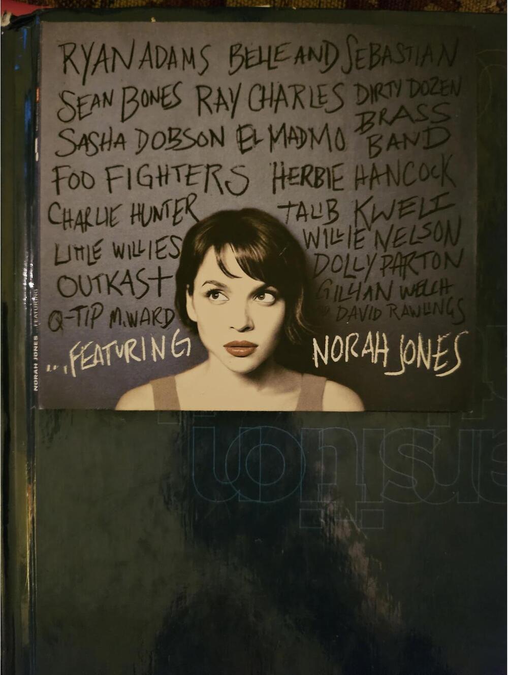 Norah Jones Featuring - CD - not played but open.